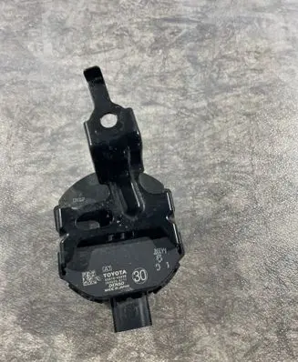Toyota RAV 4 (XA50) Alarm system siren 8657042030