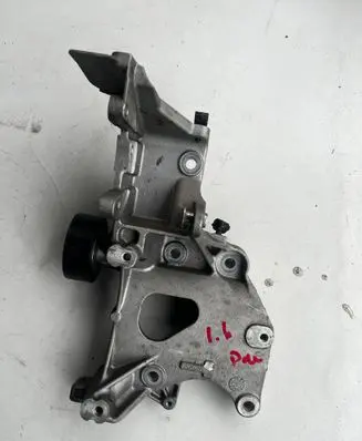 Fiat Doblo A/C compressor mount bracket 5558530