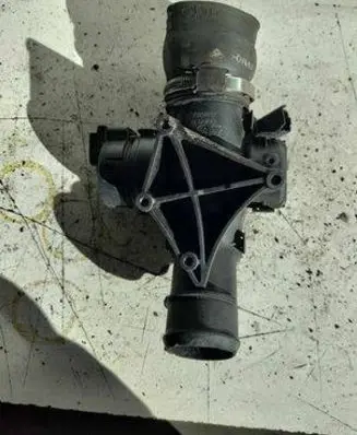 Peugeot Partner Throttle valve 25365222