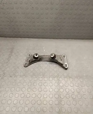 BMW 3 E46 Gearbox mounting bracket 6760297