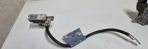 Jaguar XF X250 Negative earth cable (battery) Cx2310c679ad 130041ED