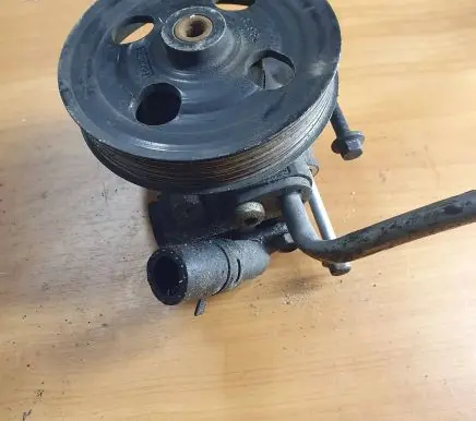Ford Mondeo MK IV Power steering pump 6G913A696CD 77234190 B4911041925