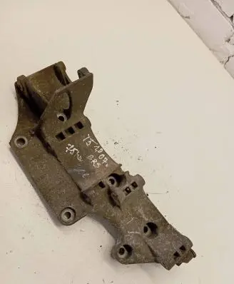 Generator/alternator bracket