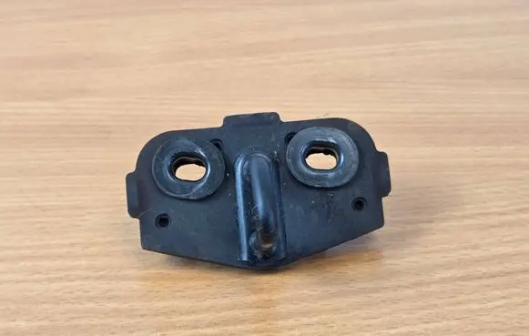 Peugeot 308 Loading door lock loop/hook striker 9812009880
