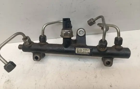 Peugeot 508 RXH Fuel main line pipe 9681909680 28497Z01 11278010901