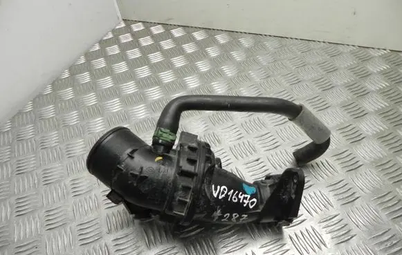 Nissan X-Trail T32 Air intake hose/pipe 165761844R VD16470