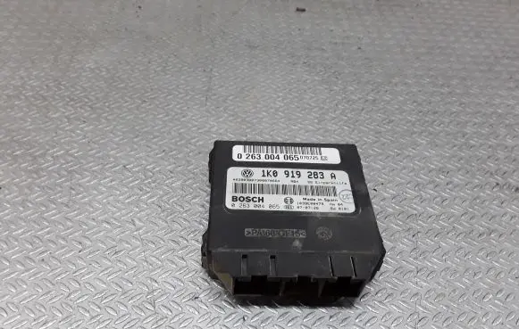 Volkswagen Golf V Parking PDC control unit/module 1K0919283A 02630040Y5