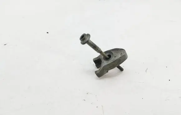 Audi A6 S6 C7 4G Fuel Injector clamp holder 059216J