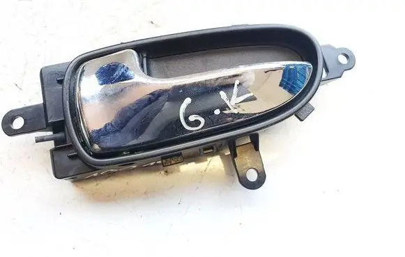 Nissan Leaf I (ZE0) Rear door interior handle