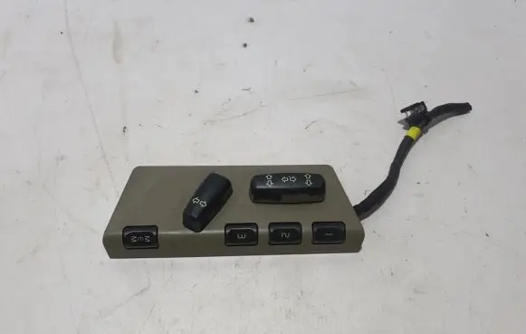 Volvo S60 Seat control switch 39980252