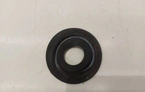 Volkswagen Golf VII Front coil spring rubber mount 5Q0512149