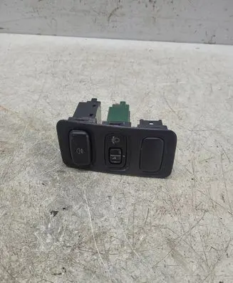 Mitsubishi Pajero Pinin Other switches/knobs/shifts