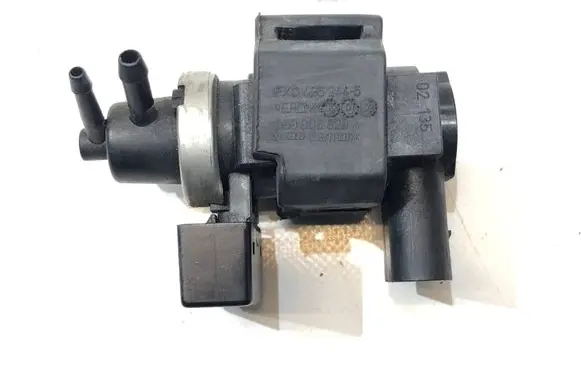 Audi A4 S4 B6 8E 8H Valve vacuum 059906629