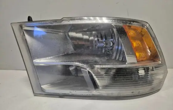 Dodge RAM 1500 DS Headlight/headlamp 68001485AD