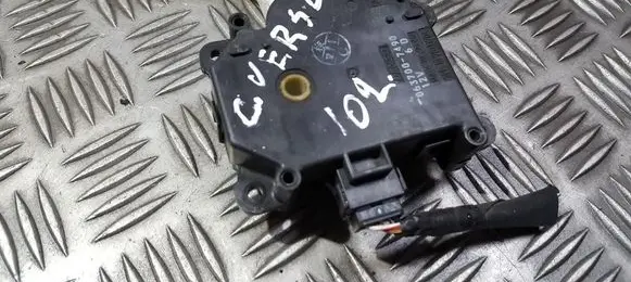 Toyota Corolla Verso E121 Air flap motor/actuator 0637007490 063700-7490