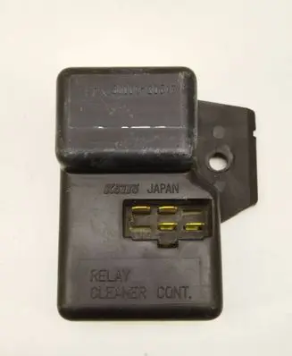 Subaru Forester SF Window wiper relay 3300120517