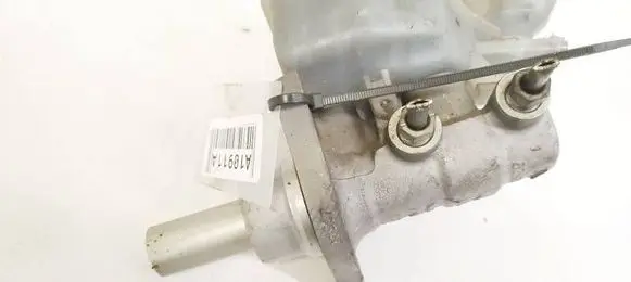 Peugeot 4007 Master brake cylinder