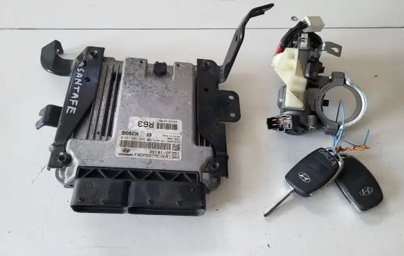 Hyundai Santa Fe Engine control unit/module 391162F351 391012F351