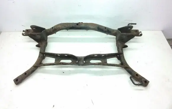 Volkswagen Touran I Rear subframe 1T0500047