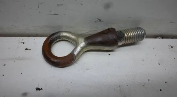 Mazda 3 II Towing hook eye 