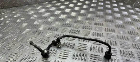 Skoda Octavia Mk3 (5E) Fuel injector supply line/pipe 
