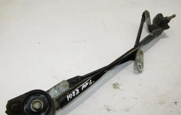 Hyundai Santa Fe Front wiper linkage 