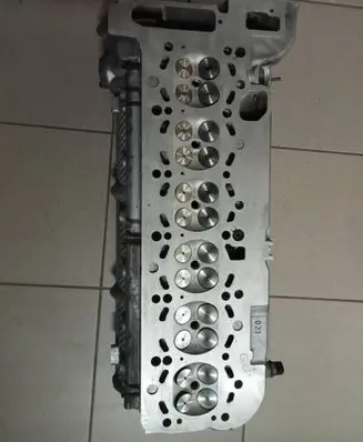 BMW 5 E60 E61 Engine head 1436812