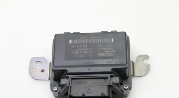 Hyundai i40 Hand brake control module 597903Z500