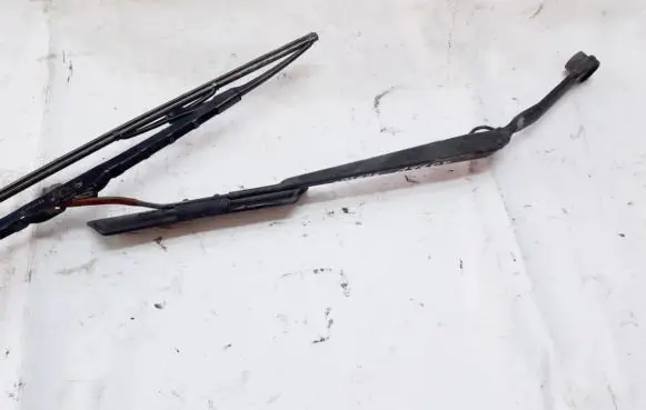 Mazda 626 Front wiper blade arm GE4TA