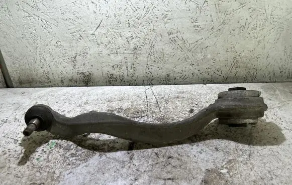 Mercedes-Benz E W212 Front lower control arm/wishbone