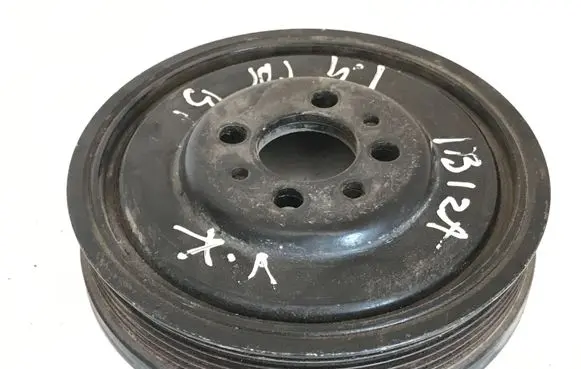 Seat Ibiza IV (6J,6P) Crankshaft pulley 045105243D