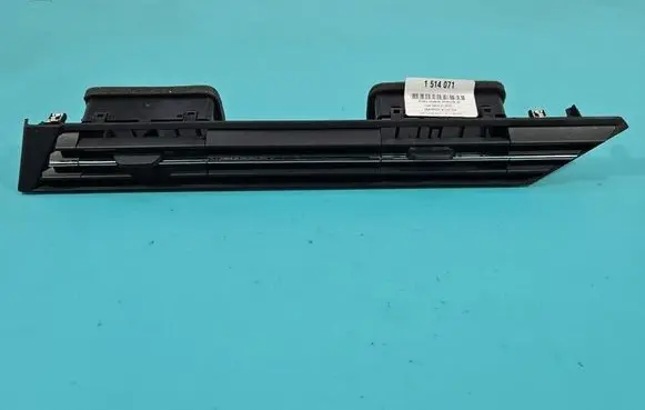 Opel Astra L Dash center air vent grill 9846012180 IMPRK1514071