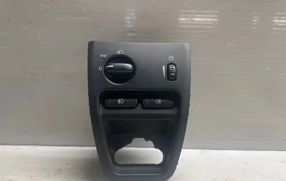 Volvo XC90 Light switch 30739302