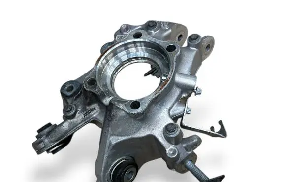 BMW 3 G20 G21 Rear wheel hub spindle/knuckle 6898479 33306898479 6878623