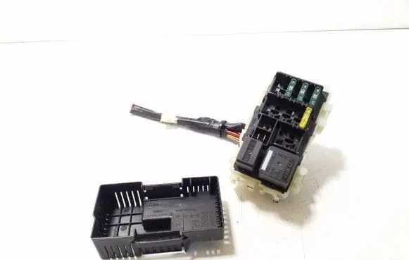 Volvo XC60 Fuse module 6G9T14K131AB 6G9T14B192CA 6G9T14C507AB