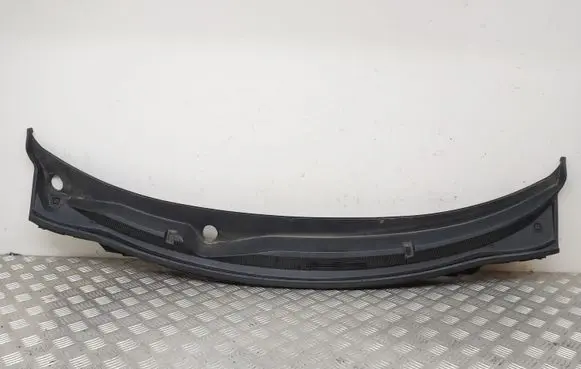 Nissan Qashqai Wiper trim 5500U100