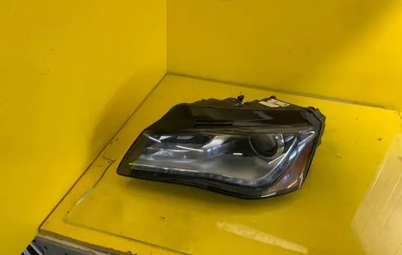Audi A8 S8 D4 4H Headlight/headlamp 4H0941029