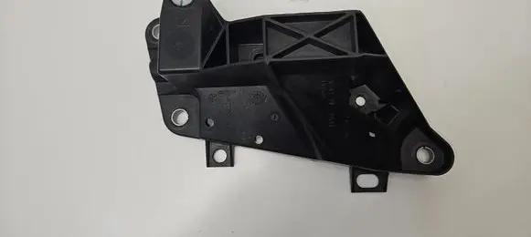 Chrysler Pacifica Radiator support slam panel bracket 68292238AB