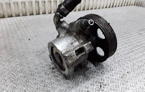 Citroen Xsara Power steering pump 96332335380 26071210
