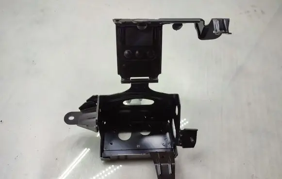 Mercedes-Benz GLK (X204) Battery bracket A2045401840