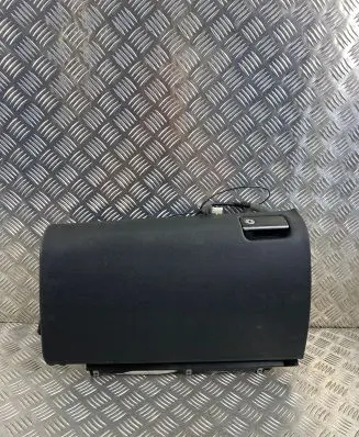 Mercedes-Benz ML W164 Glove box A1646800391