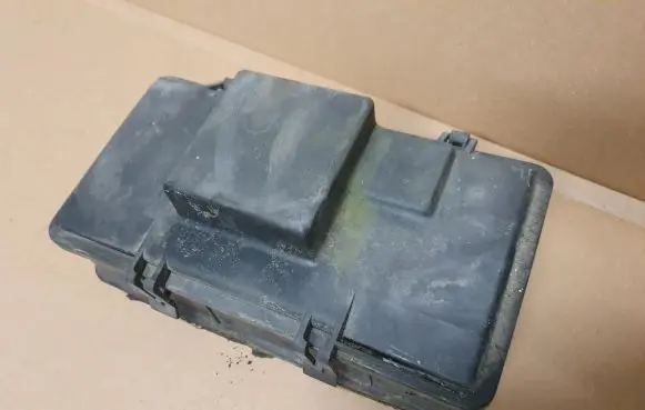 Audi Coupe Fuse box cover 443941801 443941803A