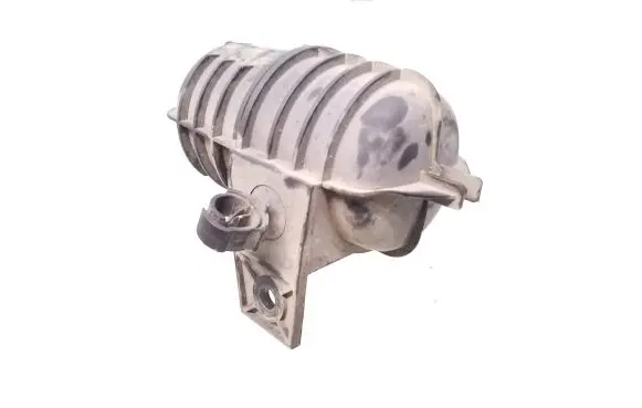 Vacuum air tank