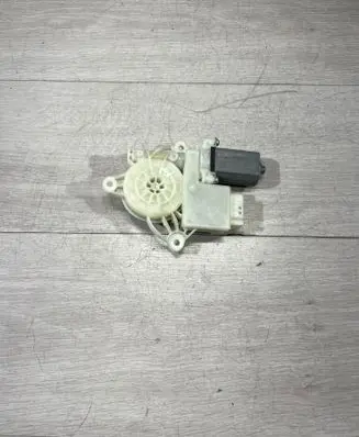 BMW X6 G06 Rear door window regulator motor 9450071 E02689105