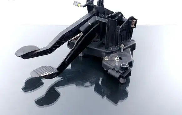 Peugeot 407 Pedal assembly 9654164880 PMP80718