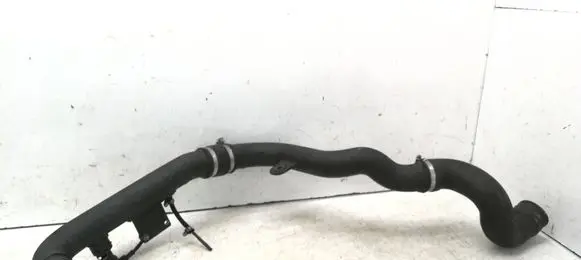 Audi A4 S4 B5 8D Intercooler hose/pipe 8D0145840A 8D0145844A