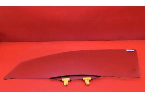 Suzuki Grand Vitara II Front door window glass four-door
