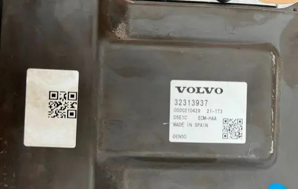 Volvo XC90 Engine control unit/module ECU 32313937 0000210429