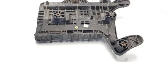 Volkswagen PASSAT B6 Battery tray 1K0915333H