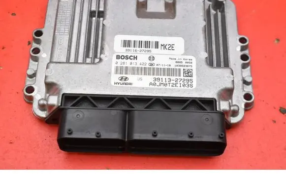 Hyundai Tucson JM Engine control unit/module ECU 39113-27295